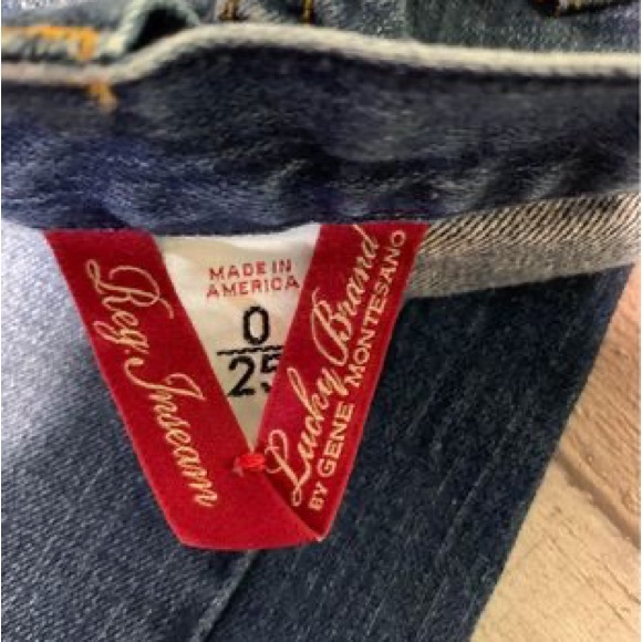 Women’s size 25/0R Lucky Brand low-rise flare jeans - Picture 2 of 7